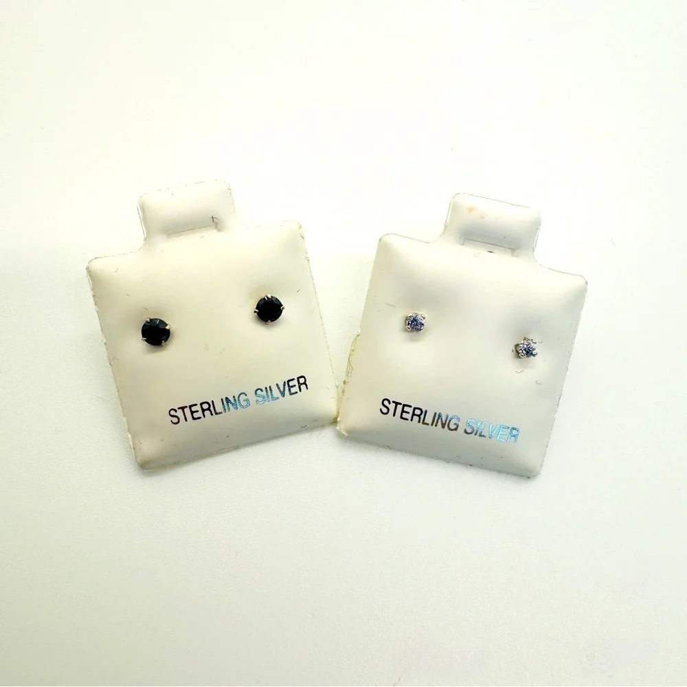2 Pairs of Sterling Silver Stud Earrings Bundle